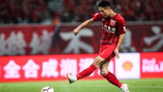  国米锋霸梅开二度登顶射手榜  